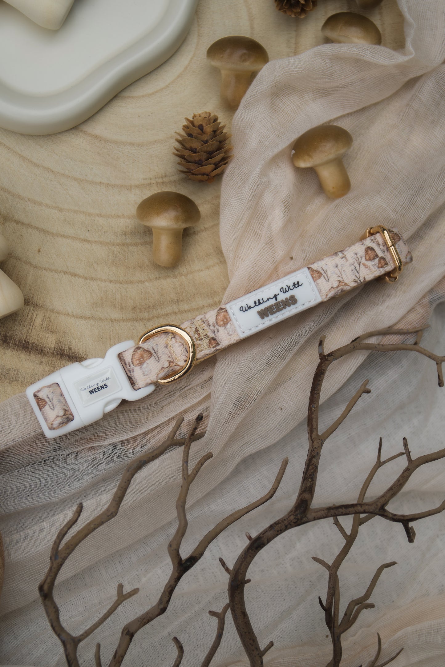 Sepia Shrooms - Collar