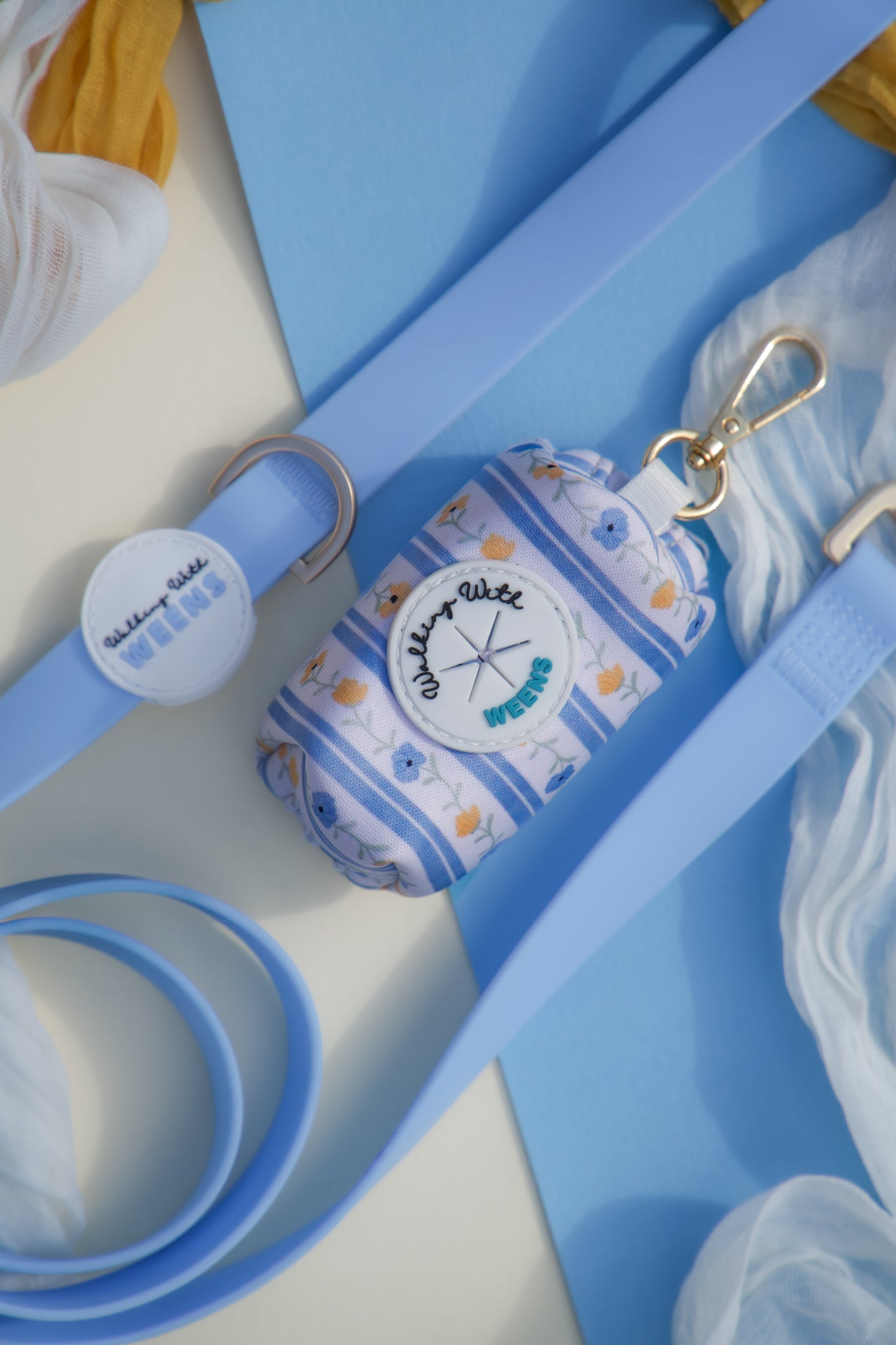 Buttercup Breeze - Poo Bag Holder