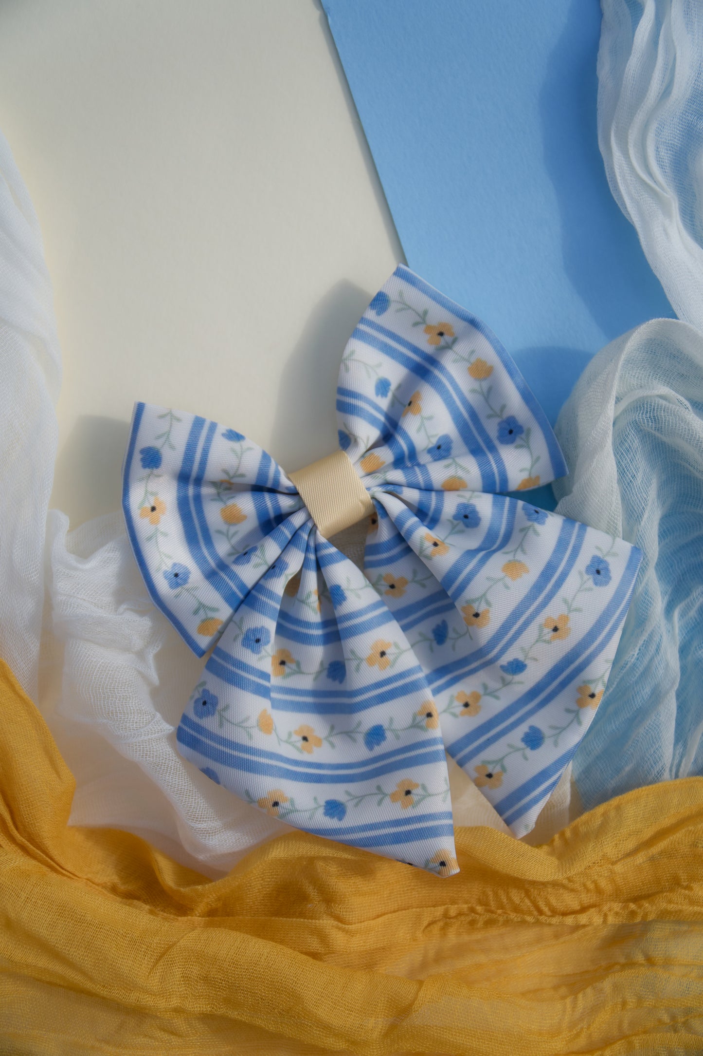 Buttercup Breeze - Sailor Bow