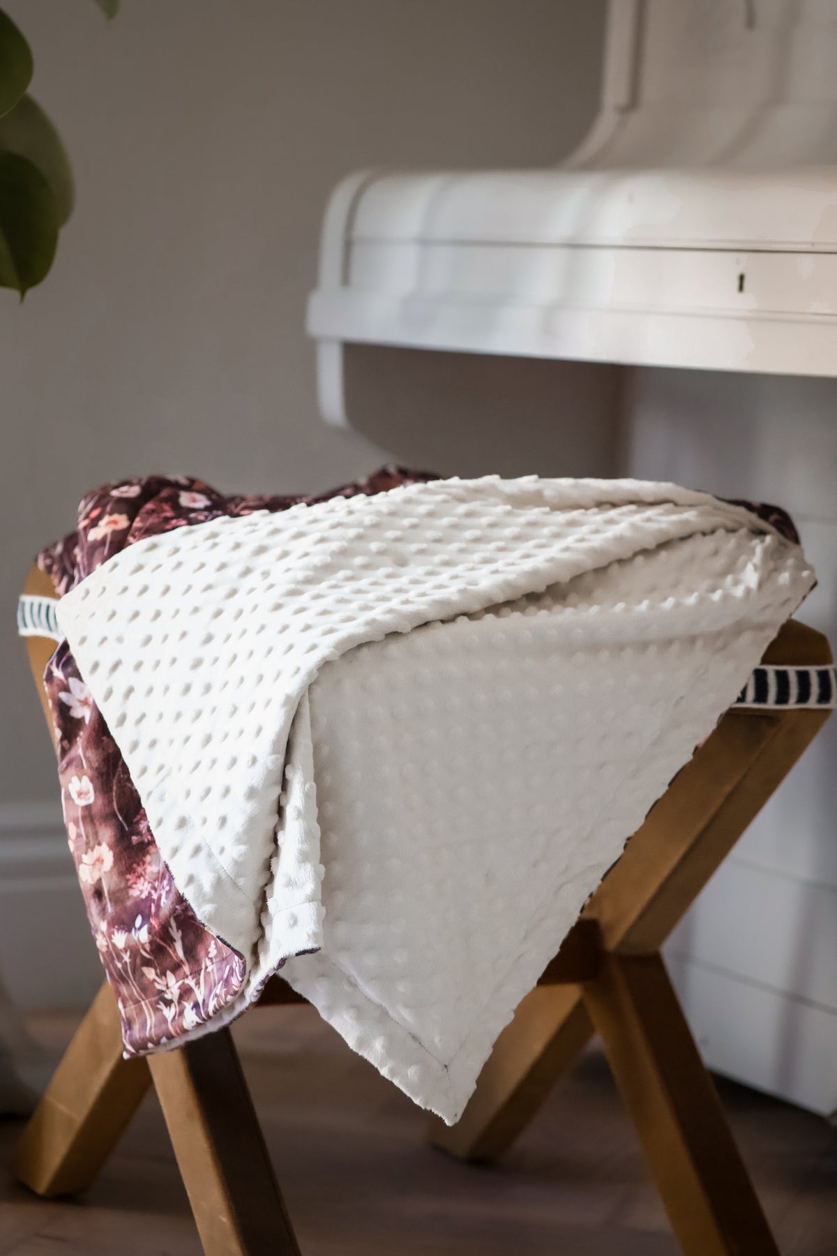 Walnut Woodlands - Snuggle Sized Blanket