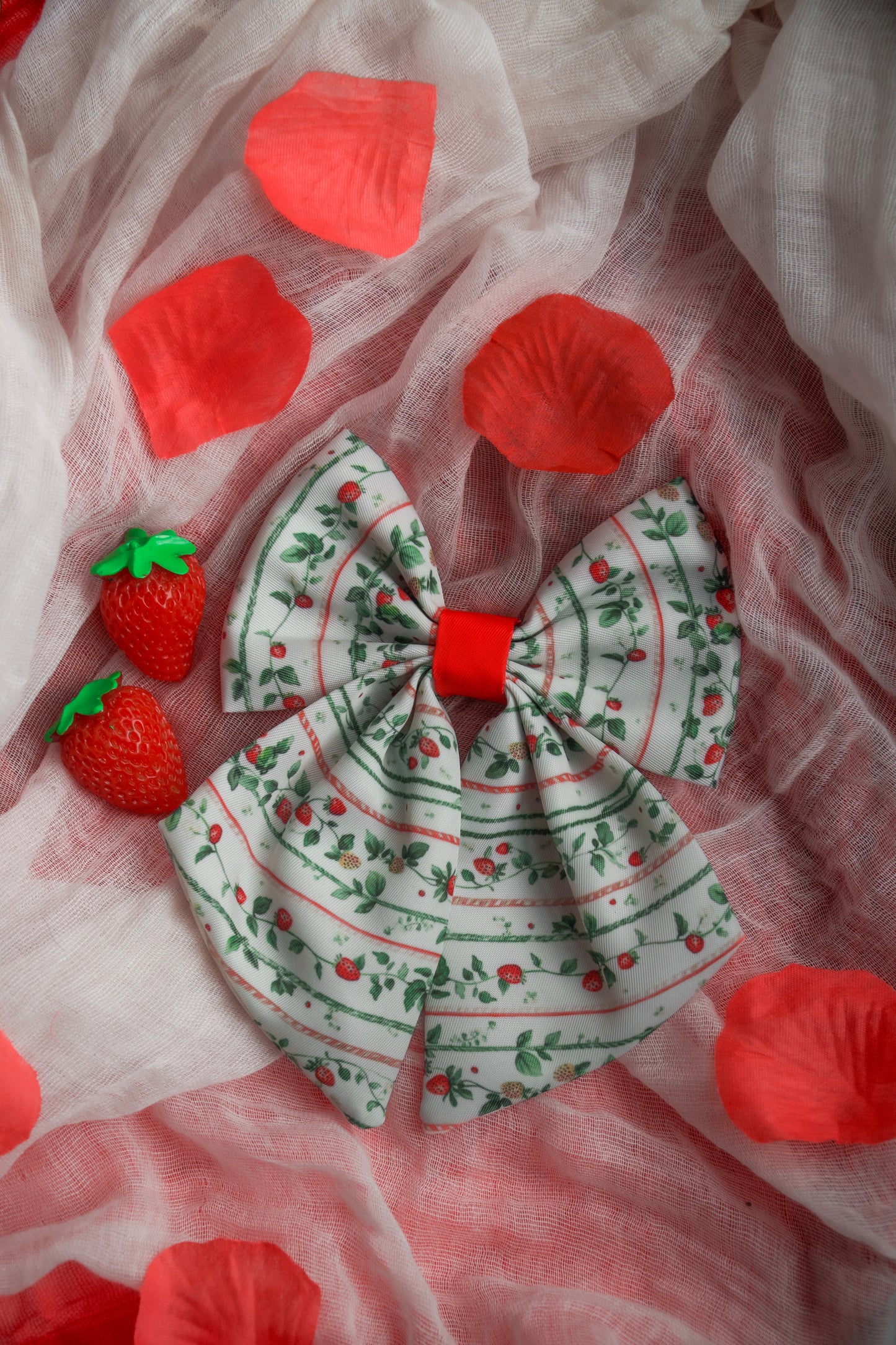 Berries and Bloom - Sailor Bow