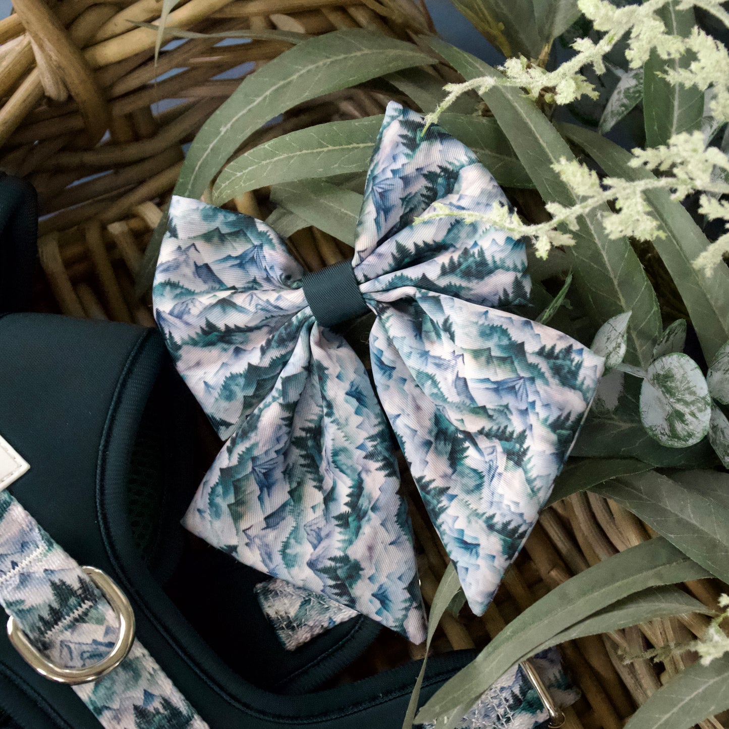 Hidden Highlands - Sailor Bow