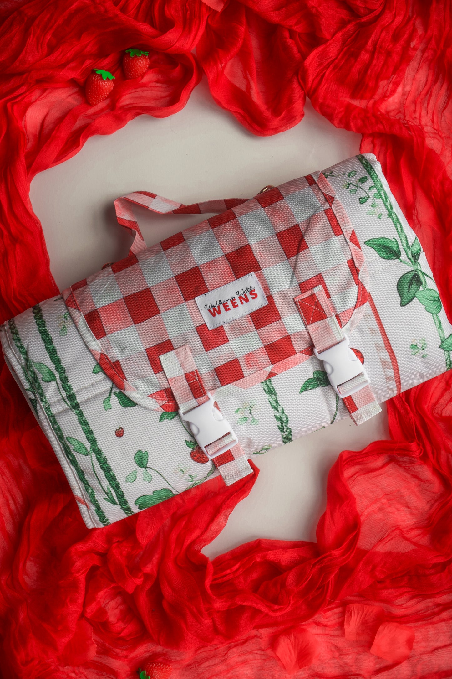 Berries and Bloom - Travel Mat