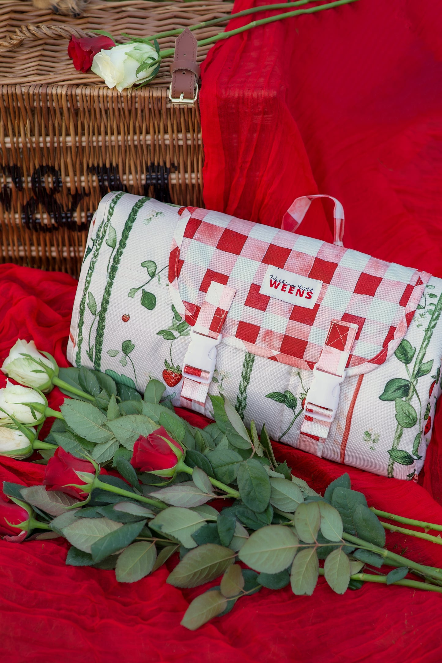 Berries and Bloom - Travel Mat